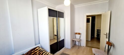 Меблированная квартира 1+1 в Yesilkoy sitesi, 200 м от моря